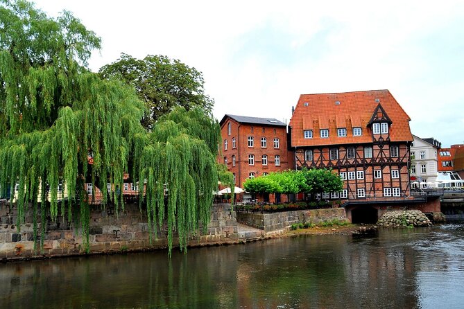 Lüneburg Private Guided Walking Tour With a Professional Guide - Lüneburg Water Tower - Iconic Skyline Landmark