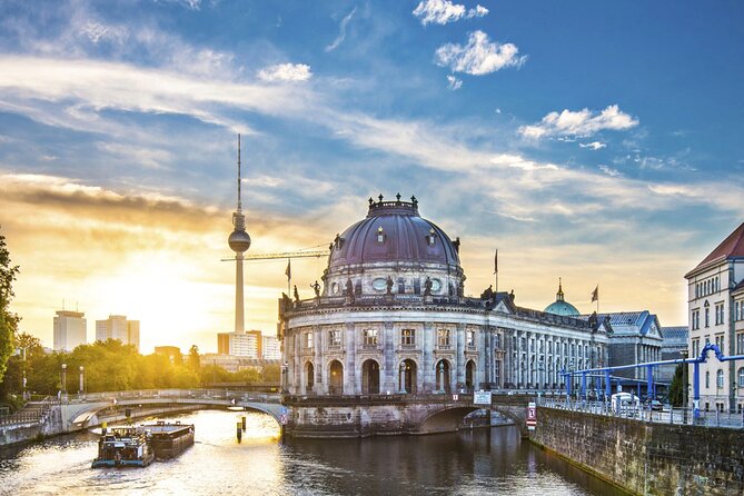 4 Hours Berlin Private Tour With Hotel Pickup and Drop off - Just The Basics