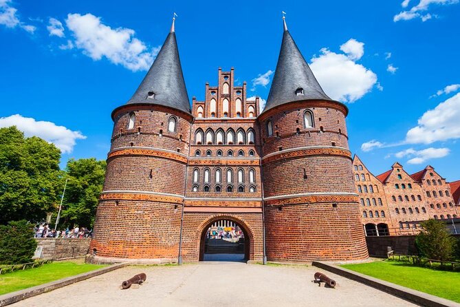 Discovering Lubeck – Private Walking Tour for Couples - Just The Basics