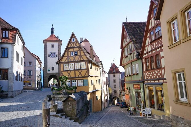 Nuremberg: Old Town Historic Walking Tour - Just The Basics