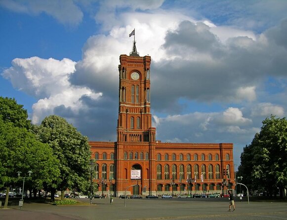 Protest and Resistance in Berlin Historical Walking Tour - Just The Basics